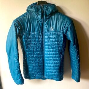 MEC lightweight puffer blue size small